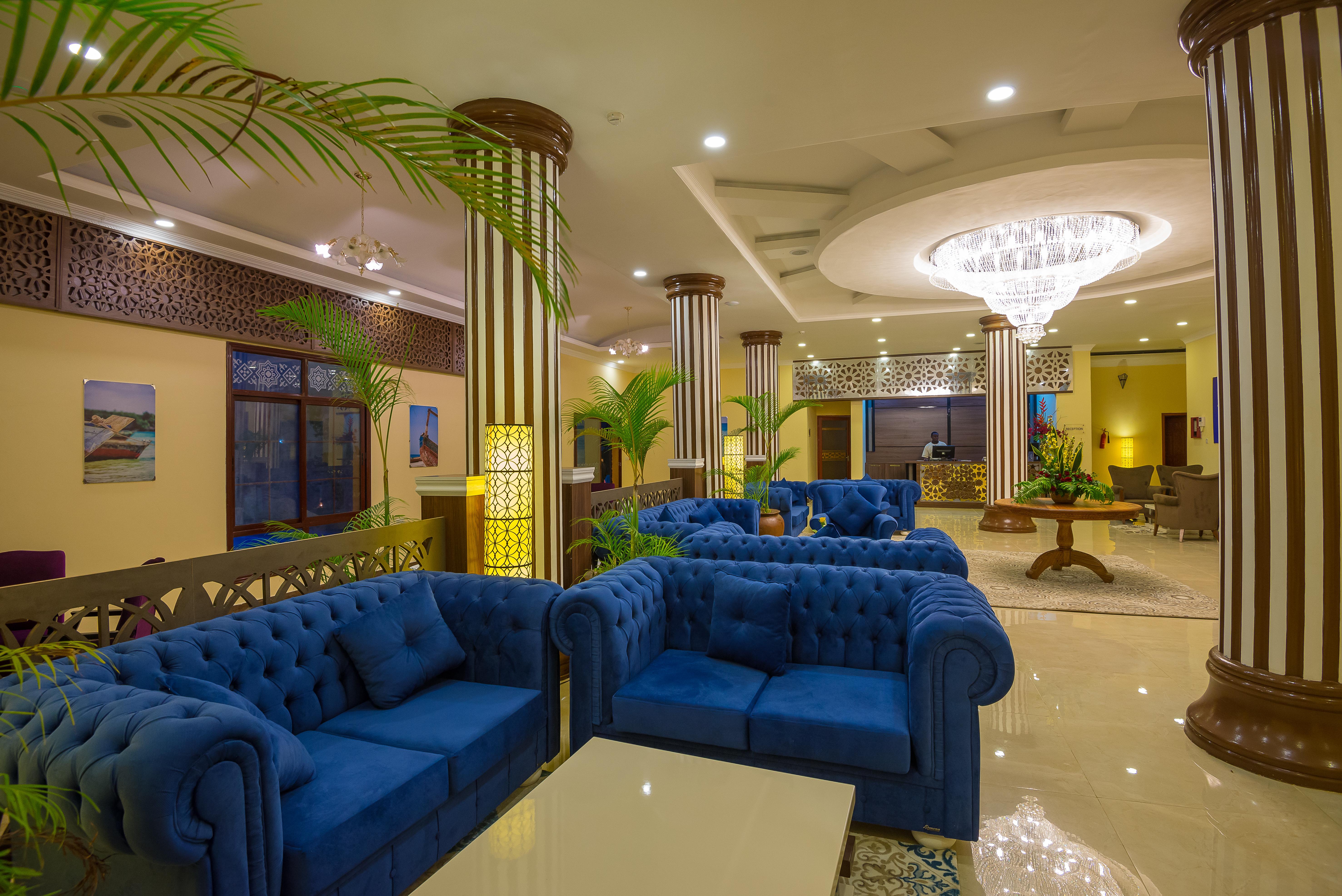 Golden Tulip מלון 4*